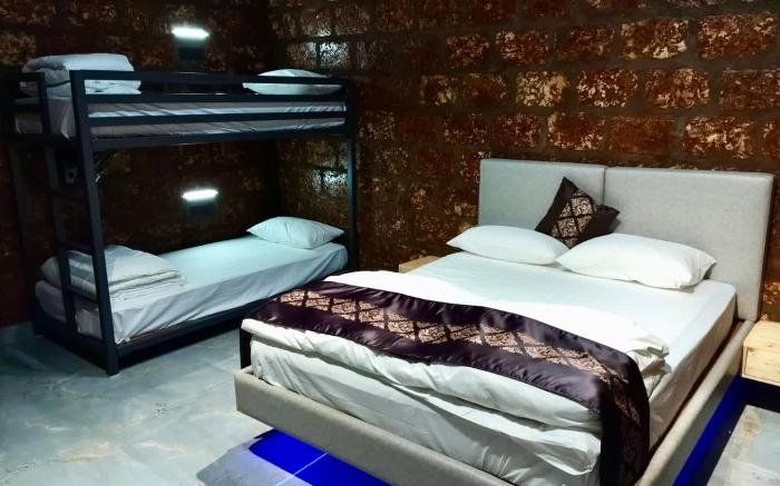 Saka Kadams home stay