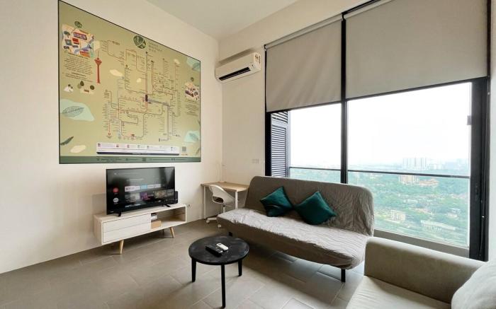 Nanas EST 2+2pax Bangsar LRT KL Sentral 3A8