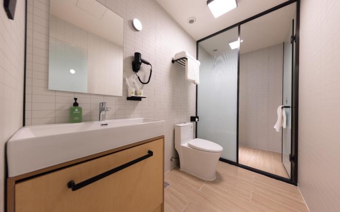Hi Inn Tianjin Jinghai County Hospital