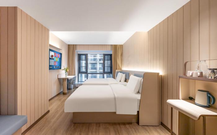 Hanting Hotel Guiyang Xiaohe Changjiang Road Subway Station