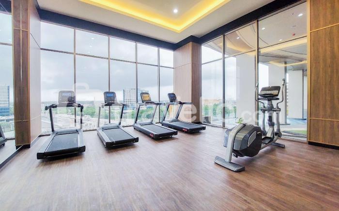 Homey 2BR at Transpark Bintaro By Travelio