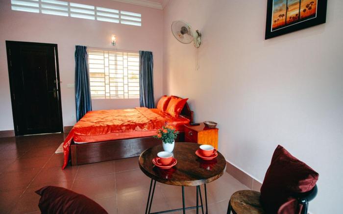 Lea's Guesthouse and Restaurant