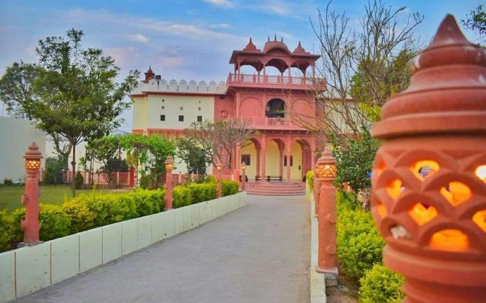 Shahpura Lotwara Fort