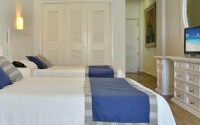 Bsea Cancun Plaza Hotel