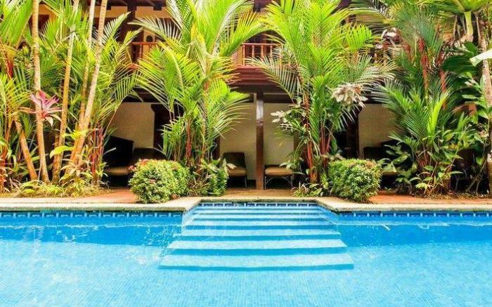 Hotel Villas Lirio