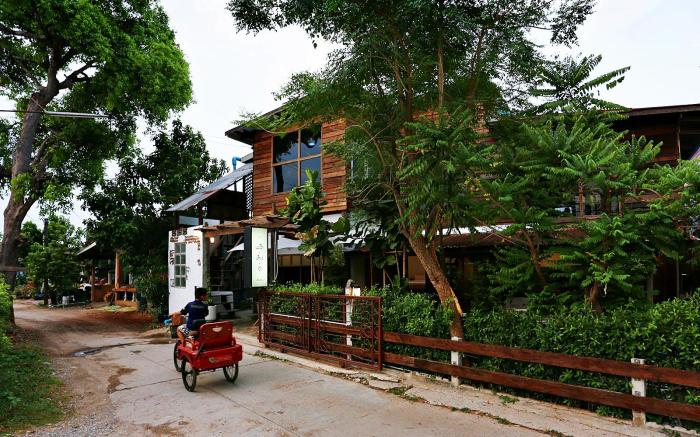 Mae Nam Khiang Sook Poshtel & Craft Home @Chiangkhan