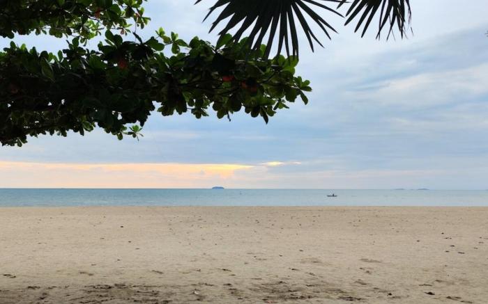 Furnished Studio Near The Beach