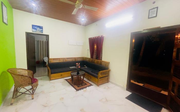 Tulsi Kayal Retreat