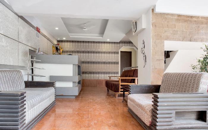 Hotel O Rana Residency Near Western Express Highway Metro Station