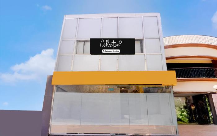 Super Collection O Andheri West Near KokilaBen Hospital