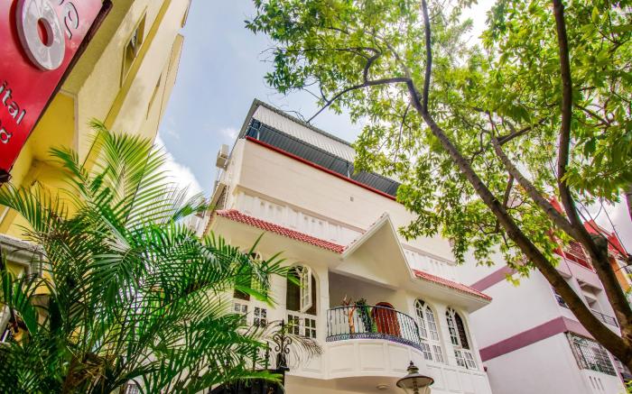 Super Hotel O Resida Elite Service Apartments Near Manipal hospital
