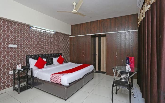 OYO 8587 Dwell Suites
