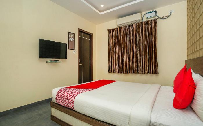 Super Collection O Indian Suites Near Sitara Restaurant