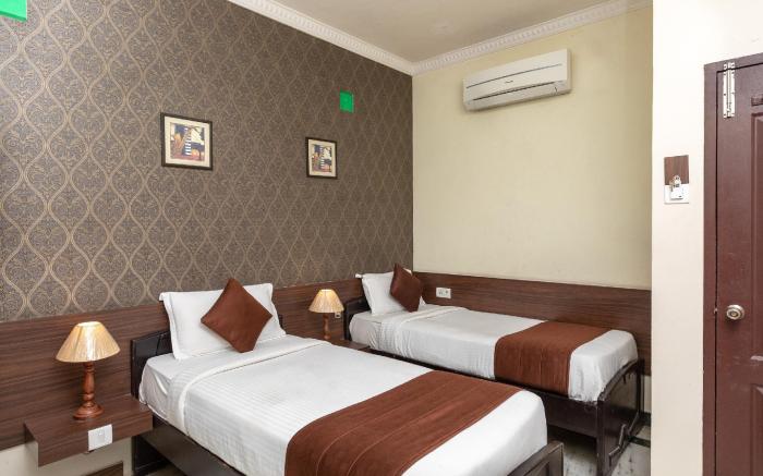 OYO 3715 Nest lay Mogappair