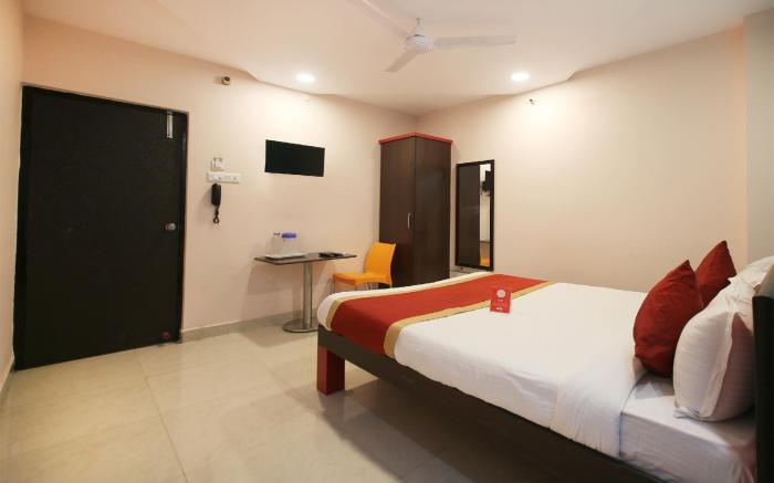 OYO 9795 Hotel Aflah