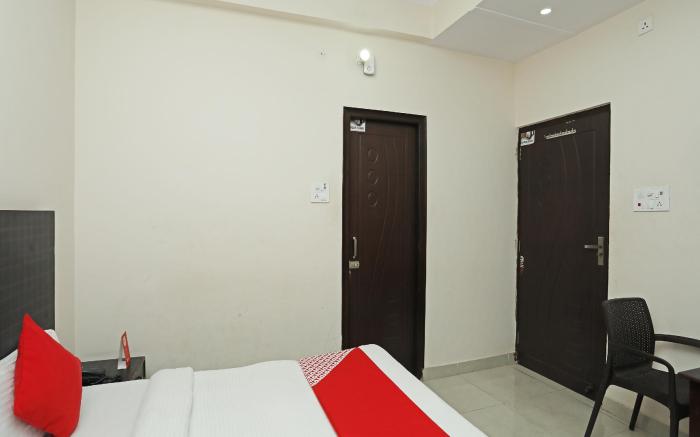Hotel Ananta Inn