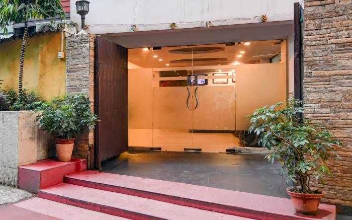 Townhouse Oak Ballygunge Formerly Hotel Lovelock