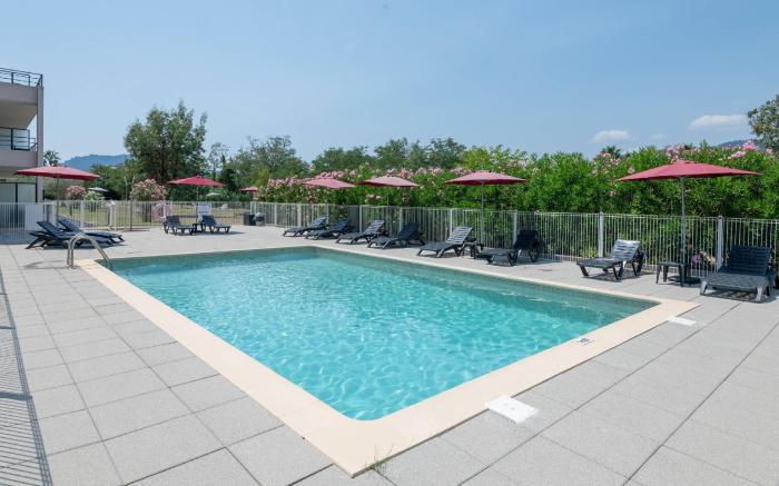 Comfort Aparthotel Cannes Mandelieu