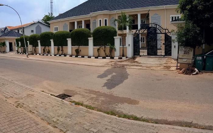 Abuja Royal Suites