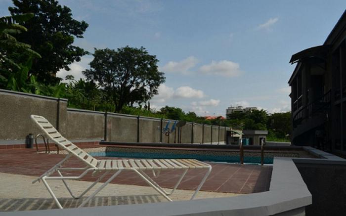 LAKEWOOD LUXURY APARTMENTS