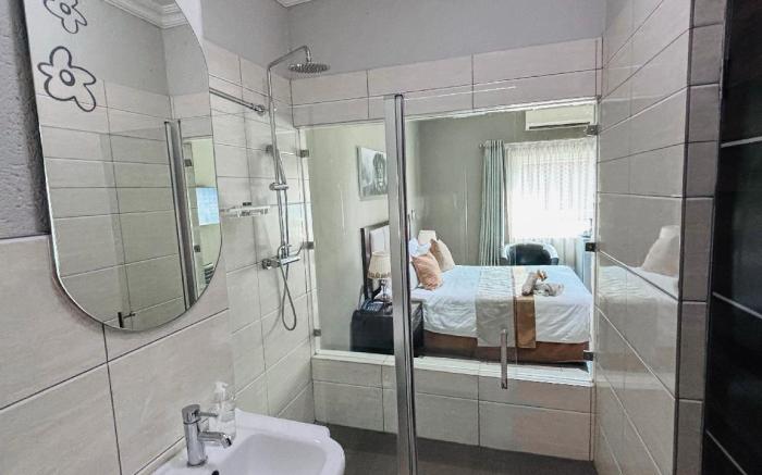 The Pillows Suites Guest House