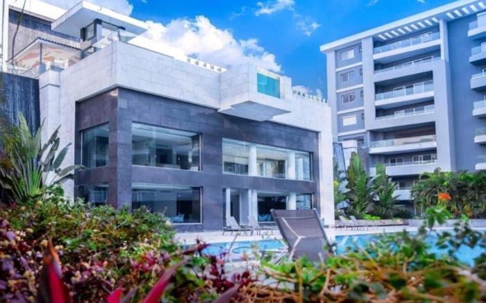 Deluxe  Furnished Apartment  ocean blue compound 