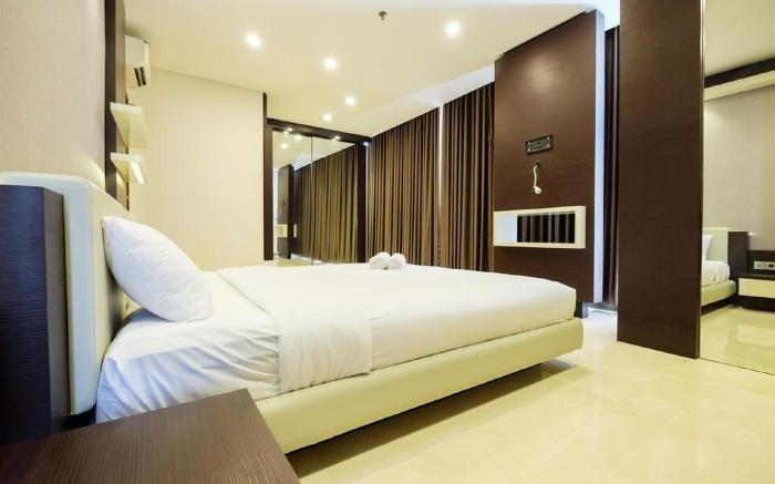 Modern Elegant Design 2BR L'Avenue Apt By Travelio