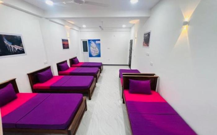 Concey Transit Hotel Airport view