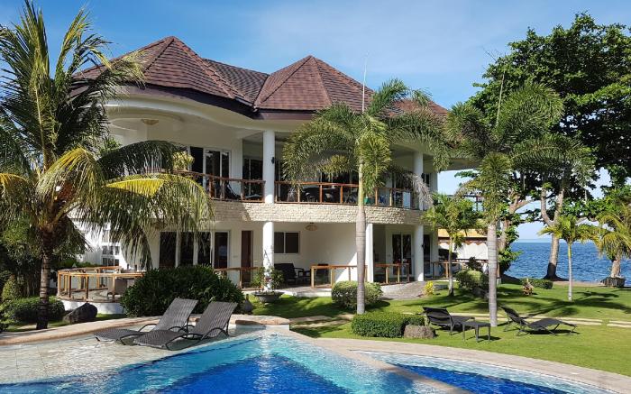 Vidahomes - Gorgeous Beachfront Penthouse