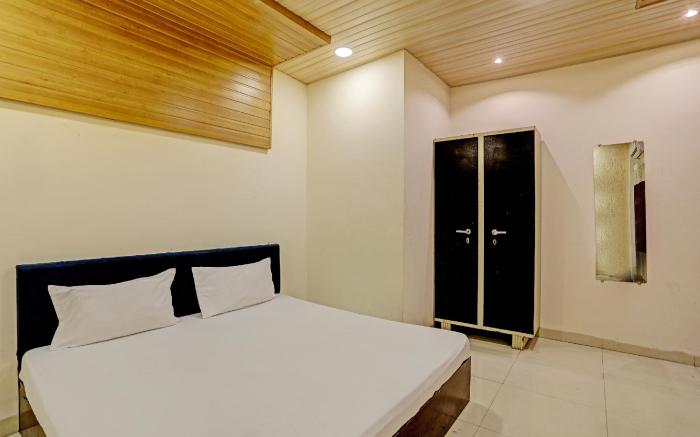 Hotel O Rose Valley