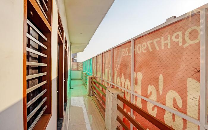 Hotel O Chawla's Hotel & Restaurant