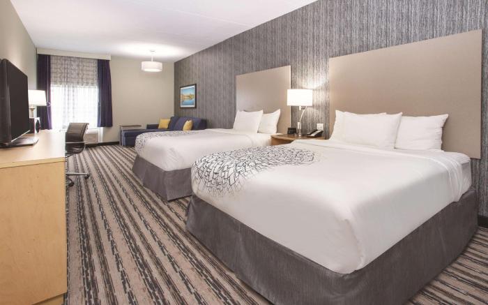 La Quinta Inn & Suites by Wyndham Buffalo Amherst