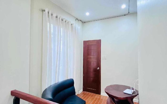R&F Transient-2mins to Calle Crisologo-U4