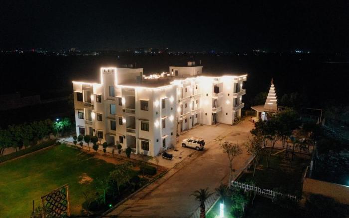 Elegance Resorts