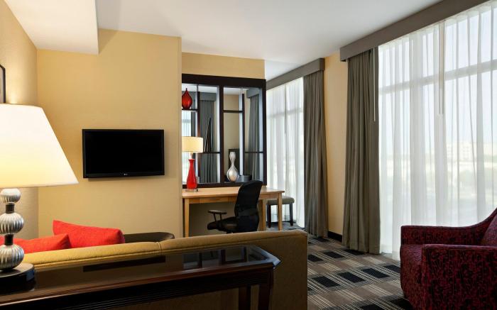 Holiday Inn Express Miami Airport-Blue Lagoon Area By IHG