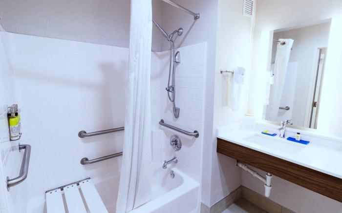 Holiday Inn Express Hotel & Suites Crestview South I-10 By IHG