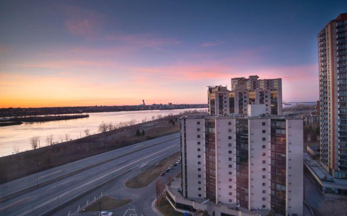 Sandman Hotel Montreal-Longueuil
