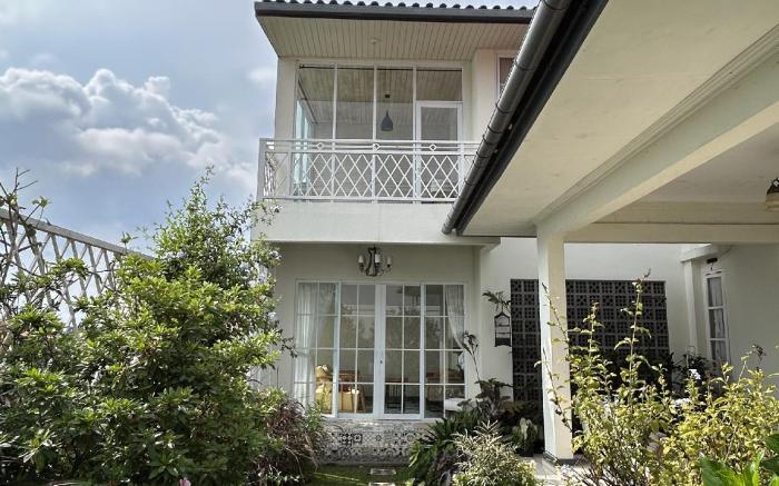 Huni Villa Lembang, Bandung