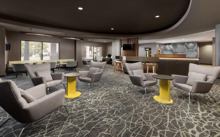 SpringHill Suites Fresno