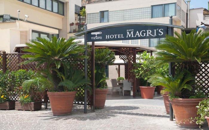 Magri's Hotel