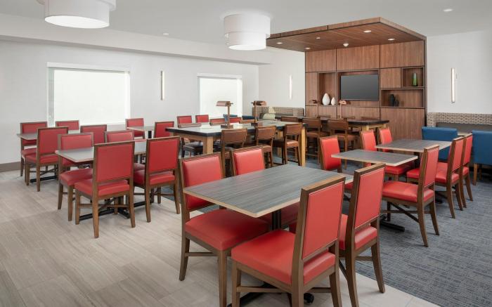Holiday Inn Express Puyallup By IHG