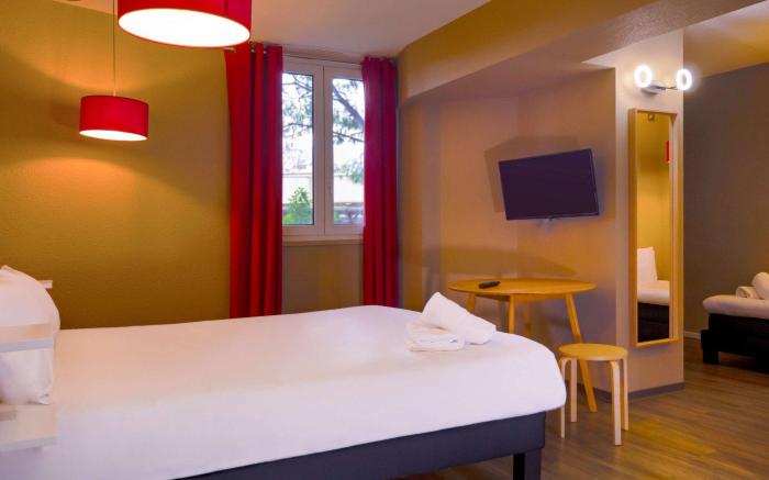 ibis Arles