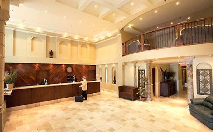 Hotel Brossard