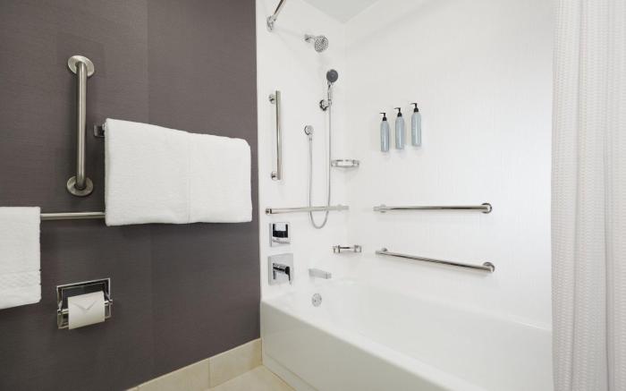 Courtyard by Marriott St Louis Downtown West