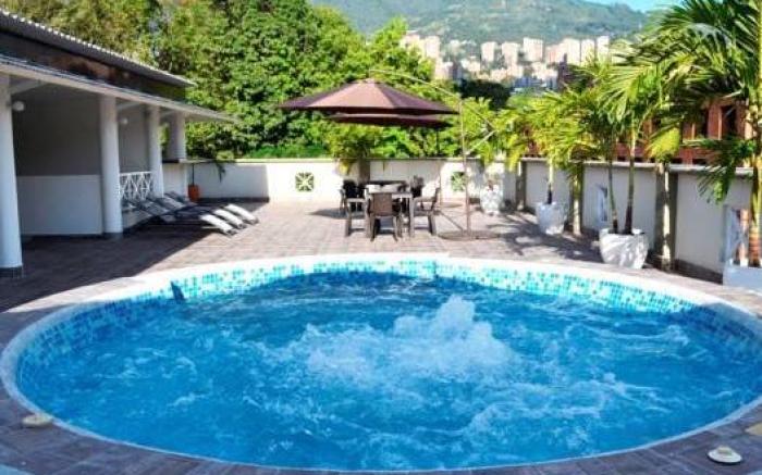 Tik by Bernalo Hotels
