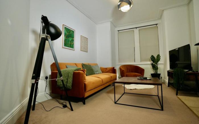 Luxe, 2 bed house Oxfordshire- Long term discounts, Families, Contractors, Relocators