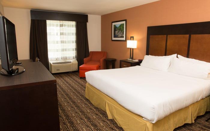 Holiday Inn Express Hotel & Suites Cherokee-Casino By IHG