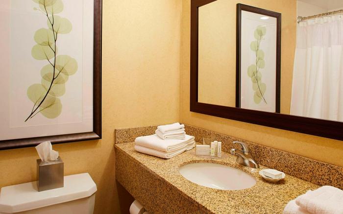 Courtyard by Marriott Ithaca Airport/University