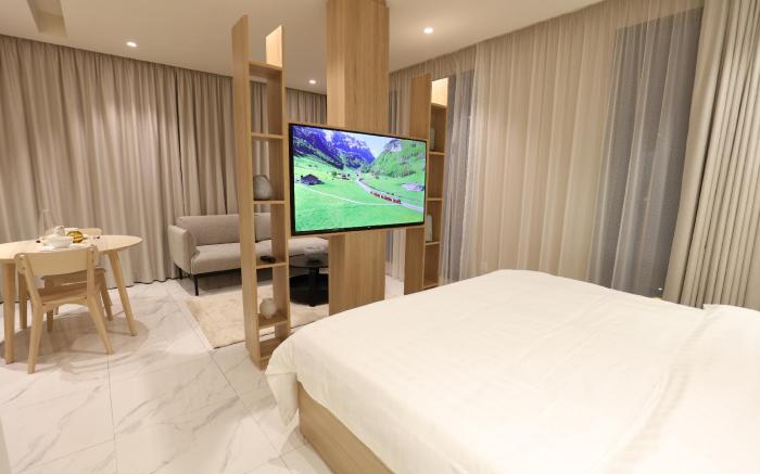 The Code Residence-Deluxe Suite