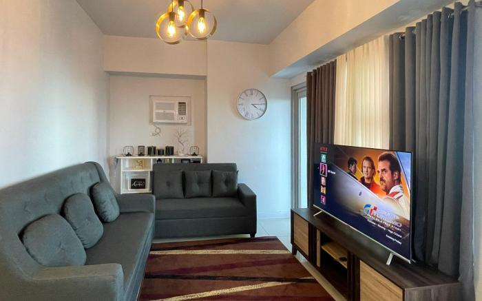1 Bedroom with balcony  Near SLMEC US & EMBASSY 